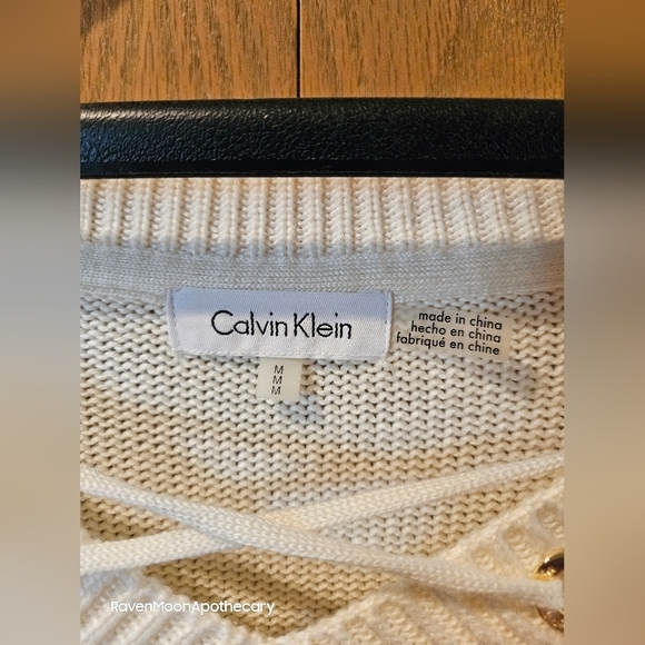 Calvin Kline Sweater - Picture 4 of 8